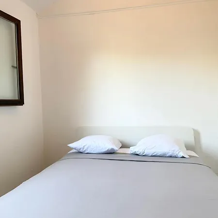 Avec Jardin Σαλέ *