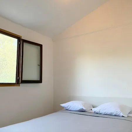 Avec Jardin Σαλέ