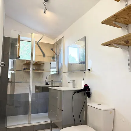 Avec Jardin Alpesi faház *