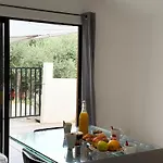 Avec Jardin *